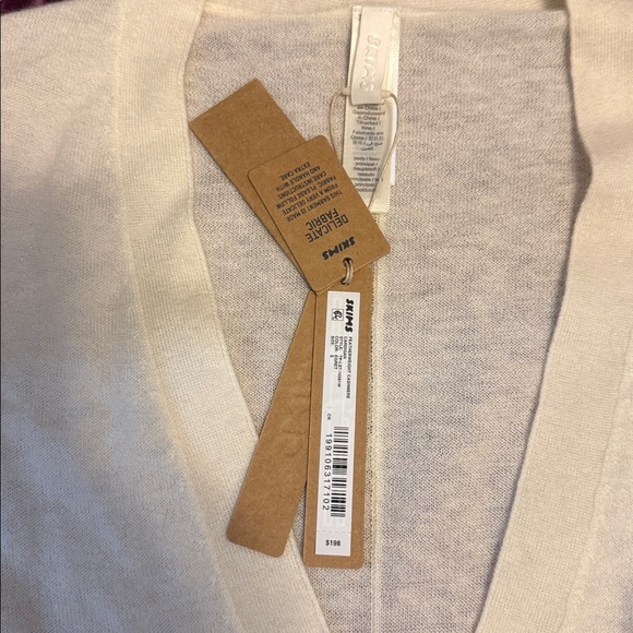 SKIMS Cream Button Down Cardigan - Picture 5 of 5